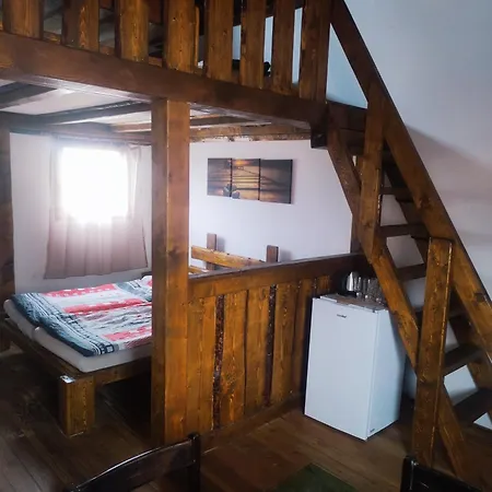 Pronajem Klimatizovanych Chaticek Stit Chlumec nad Cidlinou