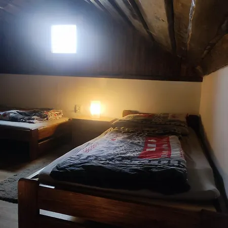 Pronajem Klimatizovanych Chaticek Stit * Chlumec nad Cidlinou