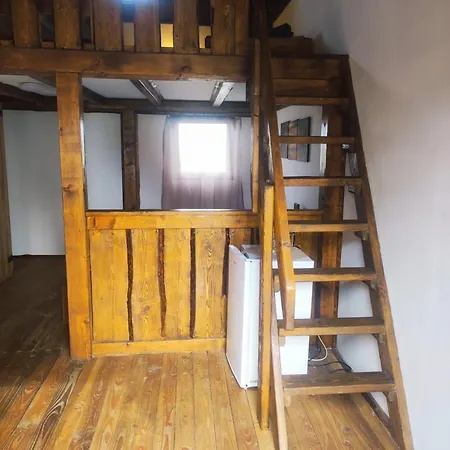 Pronajem Klimatizovanych Chaticek Stit * Chlumec nad Cidlinou