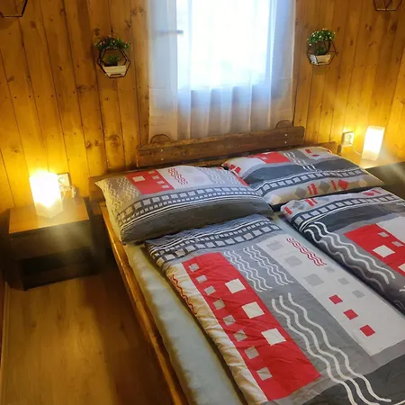 Lejlighed Pronajem Klimatizovanych Chaticek Stit *